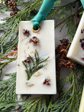 Natural Wax Hanging Freshener - Woodland Aroma